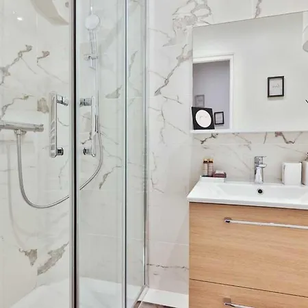 Appartamento Close To Marais L 20min From Louvre By Transport